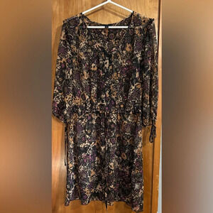 Sheer floral banana republic dress size 10 purple/black/tan. Great condition.